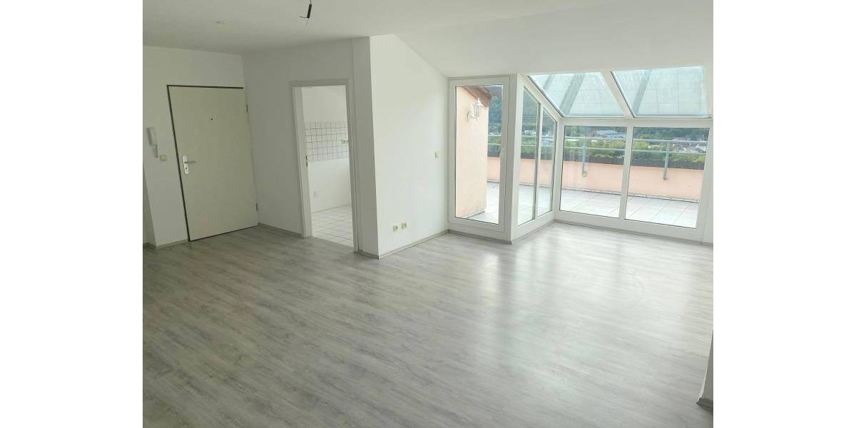 Etagenwohnung Bad Ems - 2 Zimmer, 75 m&sup2;, 179.000&euro; | Angebot:26569631