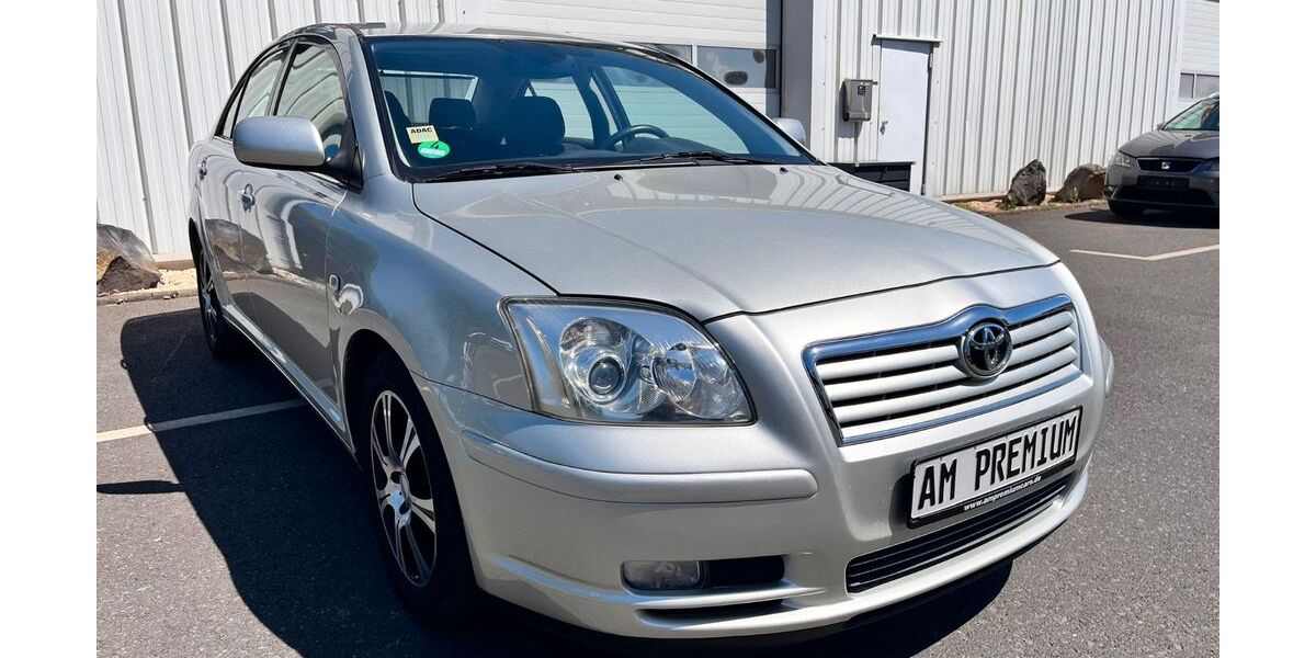 Toyota Avensis 173.000 km 5.990 &euro; Andernach 56626