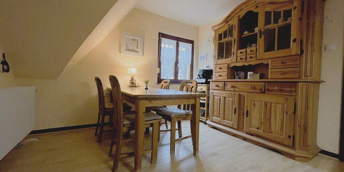 Einfamilienhaus Neuwied / Segendorf Segendorf - 6 Zimmer, 161 m&sup2;, 290.000&euro; | Angebot:25775648