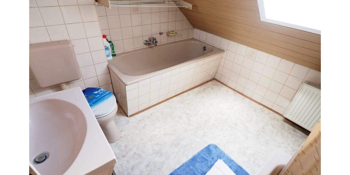 Einfamilienhaus Höhr-Grenzhausen Grenzhausen - 5 Zimmer, 150 m&sup2;, 175.000&euro; | Angebot:25729659