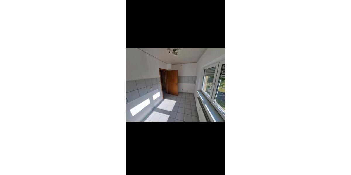 Etagenwohnung Hundsangen - 4 Zimmer, 80 m&sup2;, 690&euro; | Angebot:26416136