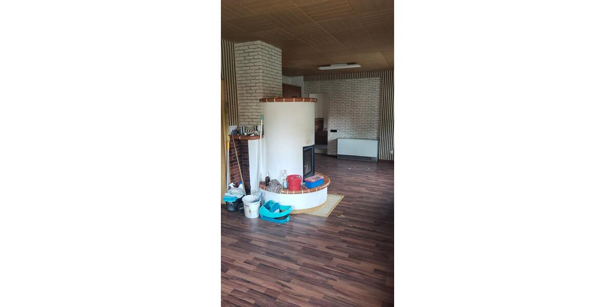 Einfamilienhaus Hillscheid - 7 Zimmer, 200 m&sup2;, 1.550&euro; | Angebot:26375457