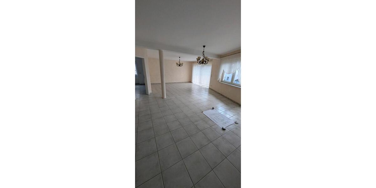 Etagenwohnung Mayen - 4 Zimmer, 133 m&sup2;, 1.200&euro; | Angebot:26691410