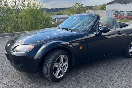 Mazda MX-5 220.067 km 3.990 &euro; Oberhonnefeld 56587