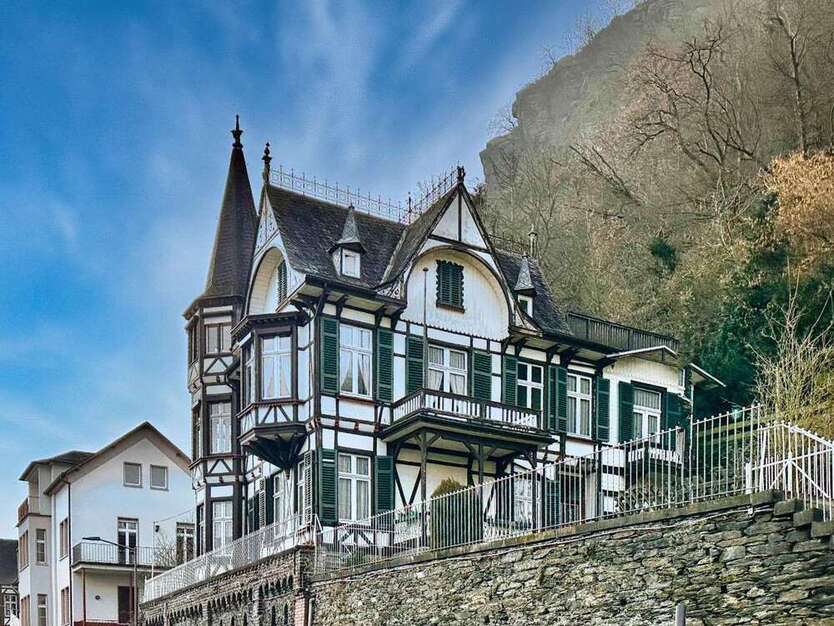 Haus zum Kaufen in Sankt Goar 520.000 € 328 m²