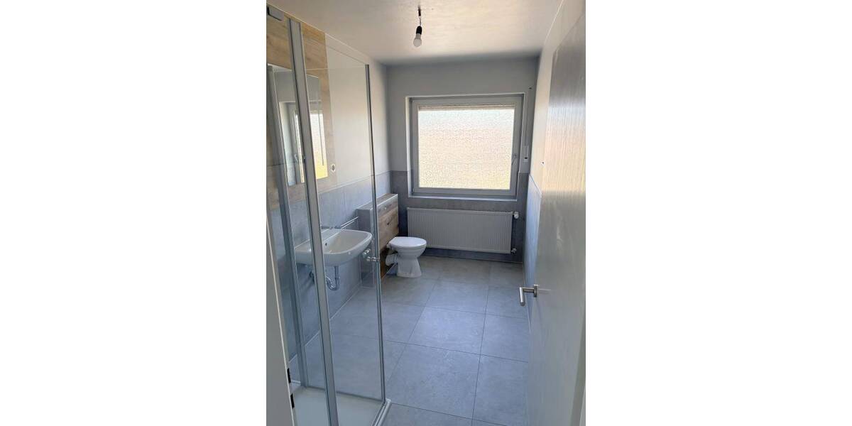 Etagenwohnung Ebernhahn - 2 Zimmer, 81 m&sup2;, 1.000&euro; | Angebot:25734849