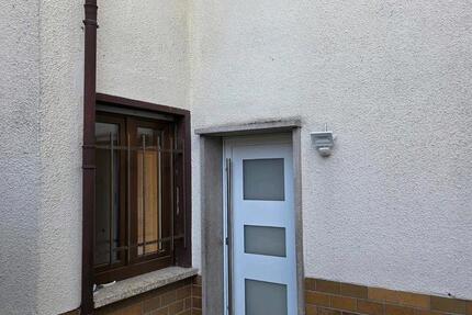 Haus Melsbach - 6 Zimmer, 125 m&sup2;, 1.150&euro; | Angebot:25501548