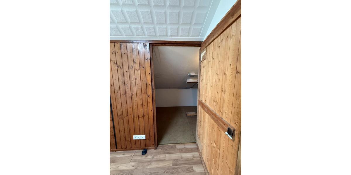 Dachgeschoßwohnung Mogendorf - 2 Zimmer, 65 m&sup2;, 560&euro; | Angebot:26647789