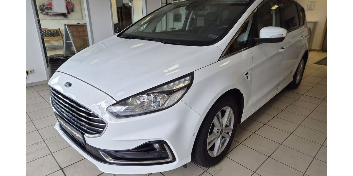 Ford S-Max 152.633 km 10.700 &euro; Mülheim-Kärlich 56218