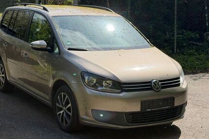 VW Touran 279.000 km 3.999 &euro; Bad Breisig 53498