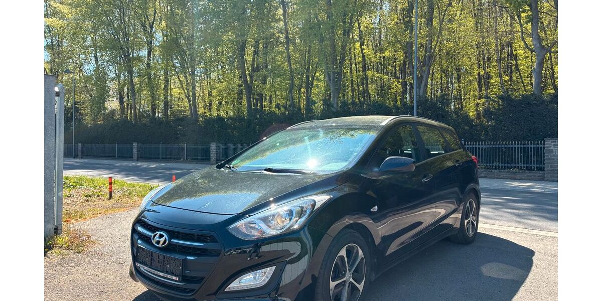 Hyundai i30 204.000 km 6.600 &euro; Halsenbach 56283