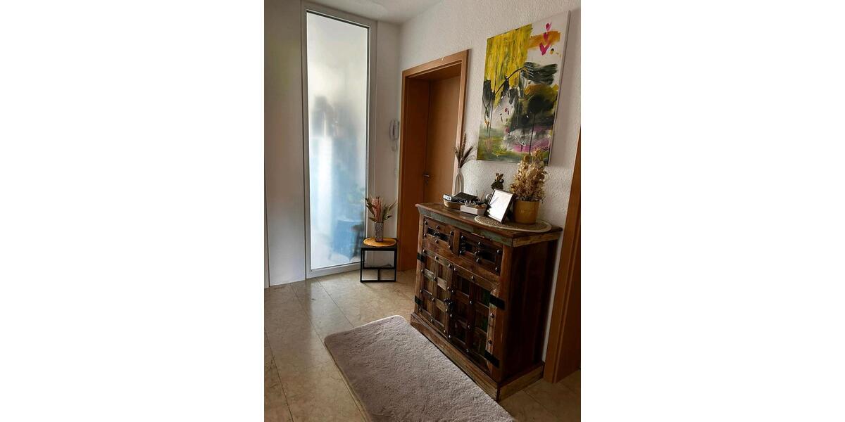Etagenwohnung Burgbrohl - 3 Zimmer, 95 m&sup2;, 880&euro; | Angebot:26403599