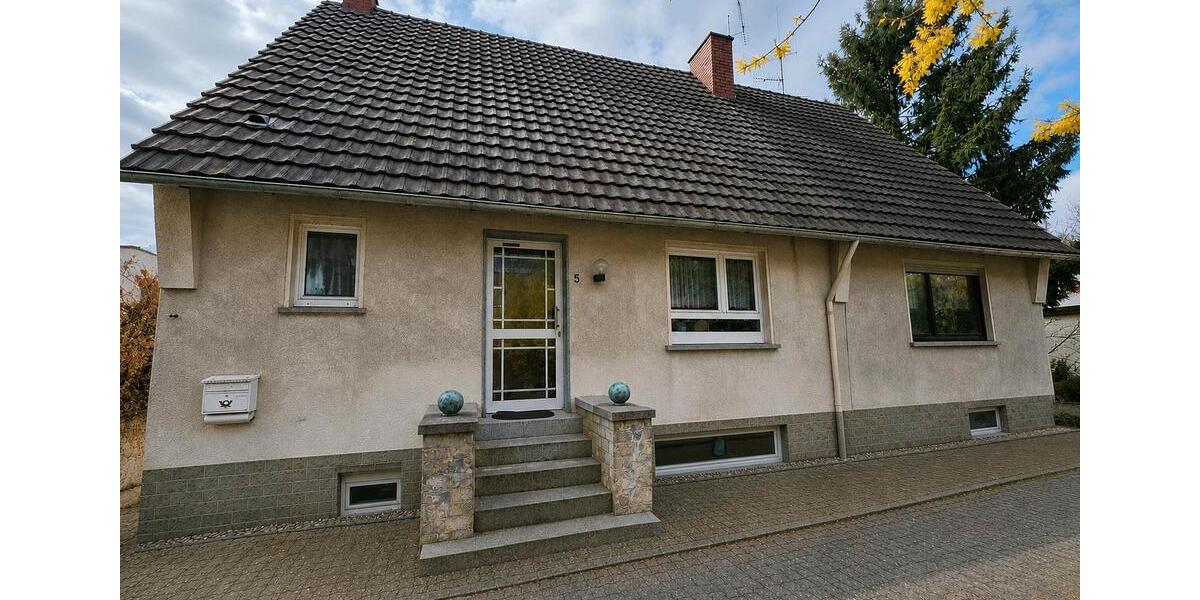 Mehrfamilienhaus, Wohnhaus Neuwied - 11 Zimmer, 246 m&sup2;, 349.000&euro; | Angebot:26877899
