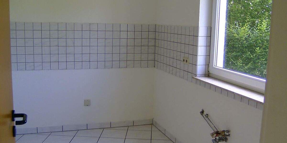 Etagenwohnung Weißenthurm - 3 Zimmer, 80 m&sup2;, 656&euro; | Angebot:25771875