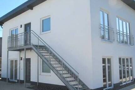 Stairways to heaven- tolle, junge Wohnung 2 ZKB