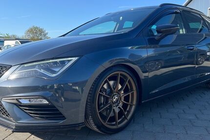 Seat Leon 46.699 km 24.780 &euro; Irlich 56567
