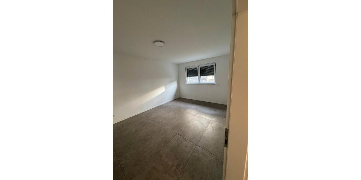 Etagenwohnung Vallendar - 2 Zimmer, 80 m&sup2;, 1.095&euro; | Angebot:26383290