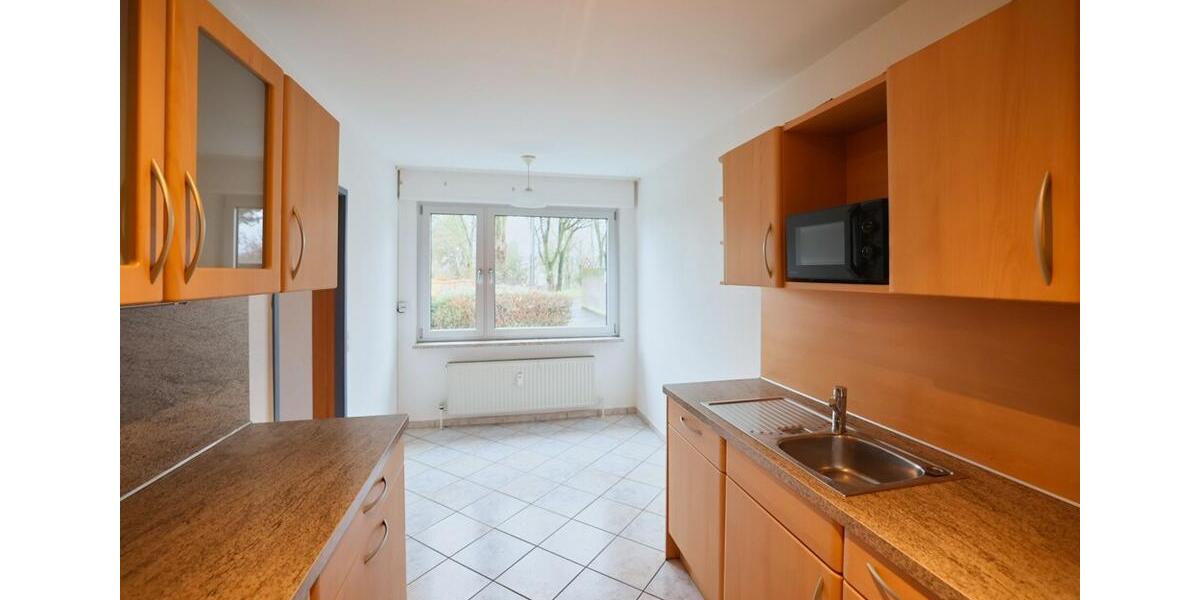 Geräumige EG-3-ZKB-WHG mit EBK, Terrasse, Garten und TG Stellplatz in Koblenz-Karthause 3 zimmer