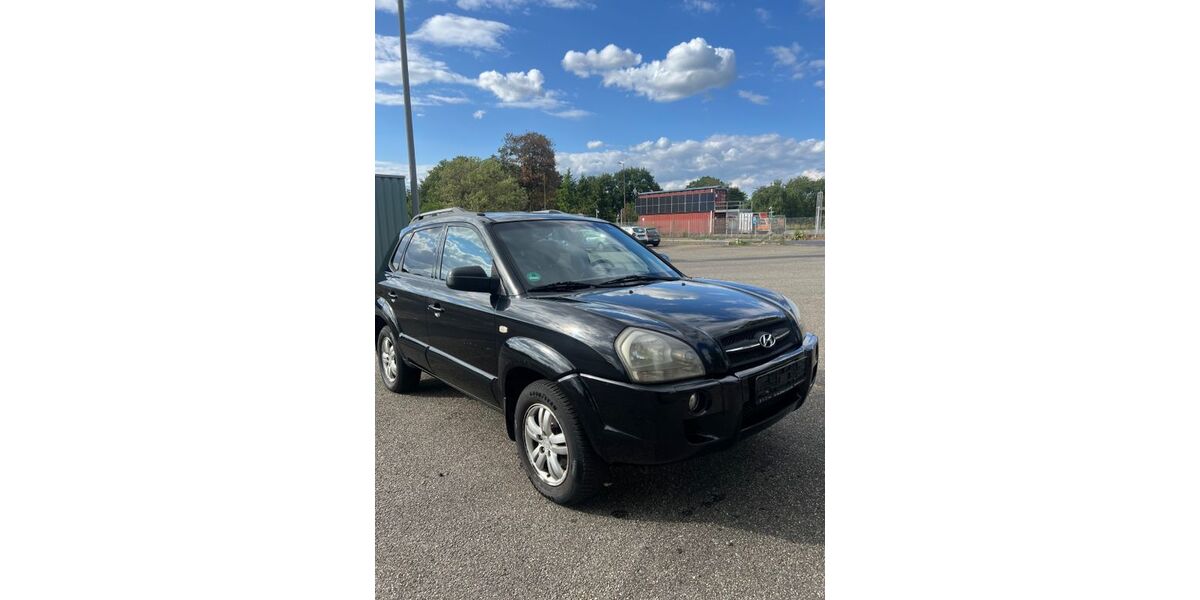 Hyundai TUCSON 241.818 km 2.000 &euro; Koblenz 56065