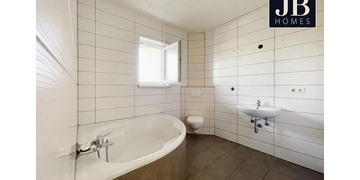 3-ZKB-Wohnung inkl. Balkon und Stellplatz (ab Februar bezugsfrei) 3 zimmer