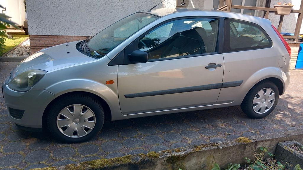 Ford Fiesta 184.769 km 1.100 &euro; Polch 56751
