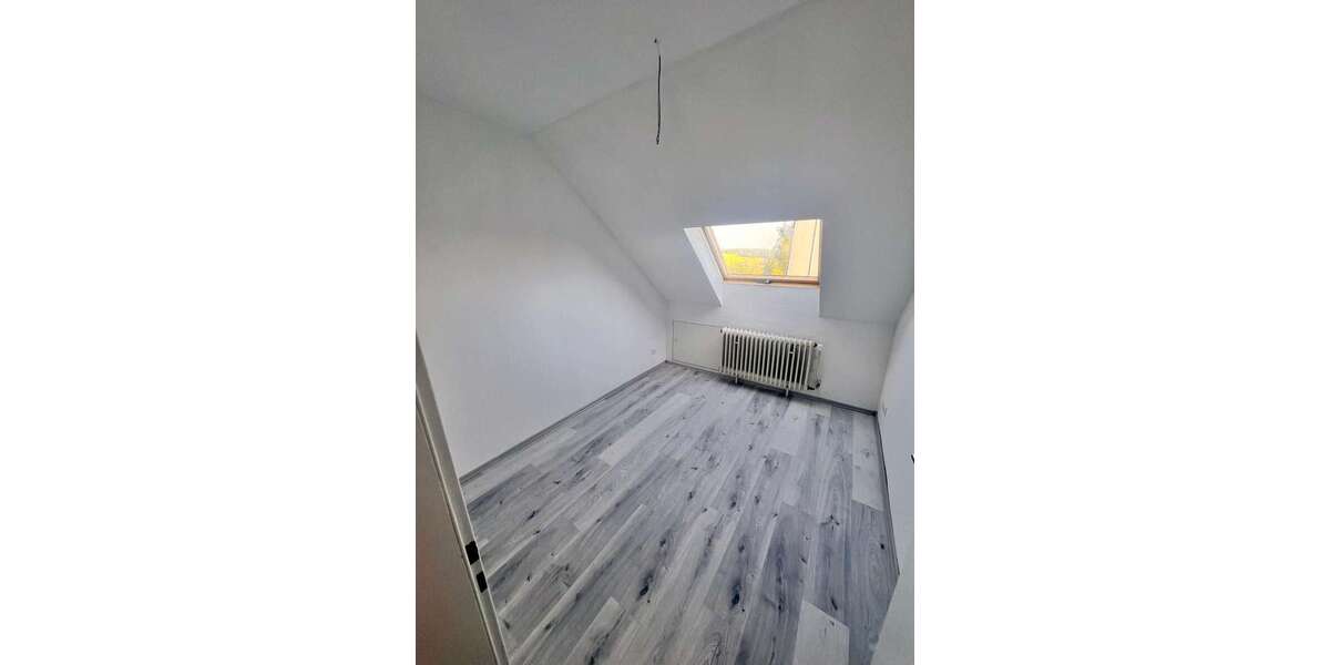Mehrfamilienhaus als Rendite-Perle im Einzugsgebiet NRWHessen mit Turbo & 4,9 % Einstiegsrendite! - Mehrfamilienhaus, Wohnhaus Breitscheid | Angebot:26145008