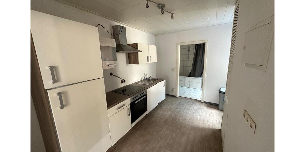 Mehrfamilienhaus mit Ladenlokal – kernsaniert, denkmalgeschützt 14 zimmer