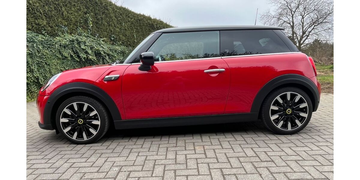 Mini Cooper SE 12.800 km 19.990 &euro; Koblenz 56072