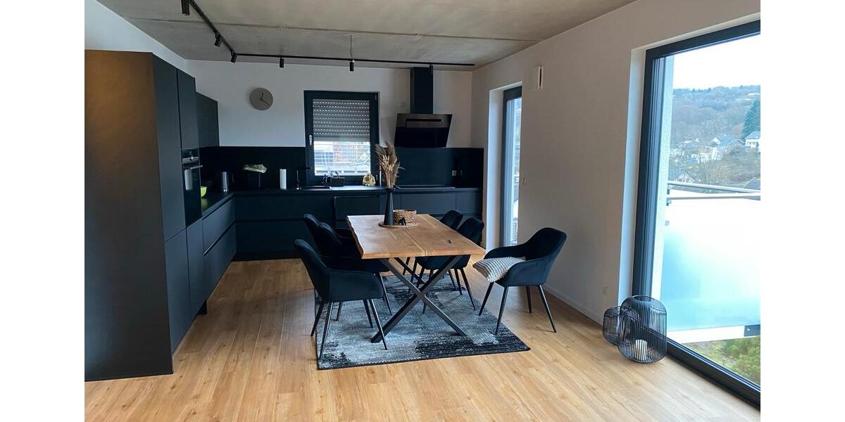 Modernes Einfamilienhaus mit Weitblick 4.5 zimmer