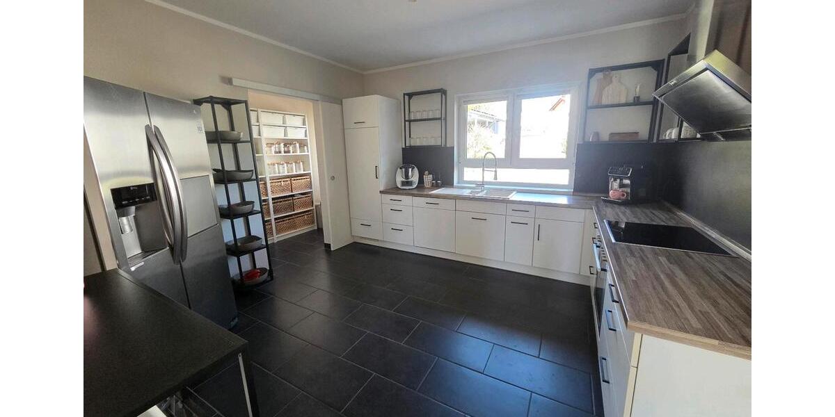 Mehrfamilienhaus, Wohnhaus Breitscheid - 16 Zimmer, 270 m&sup2;, 595.000&euro; | Angebot:26727836