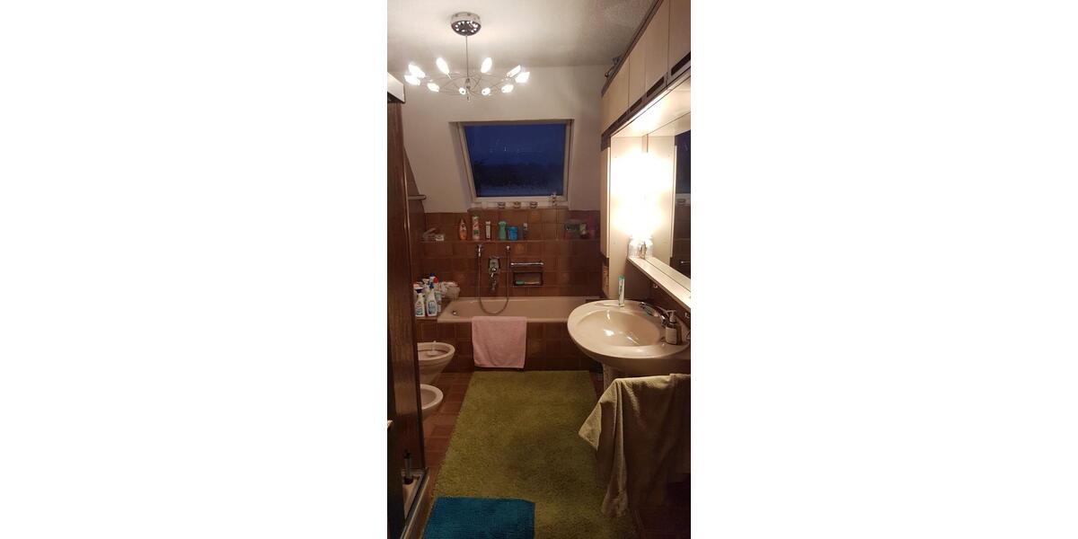 Dachgeschoßwohnung Rengsdorf - 3 Zimmer, 120 m&sup2;, 260.000&euro; | Angebot:22434108