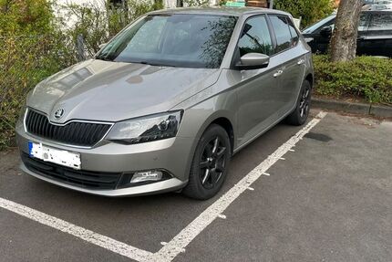 Skoda Fabia 124.000 km 8.700 &euro; Andernach 56626