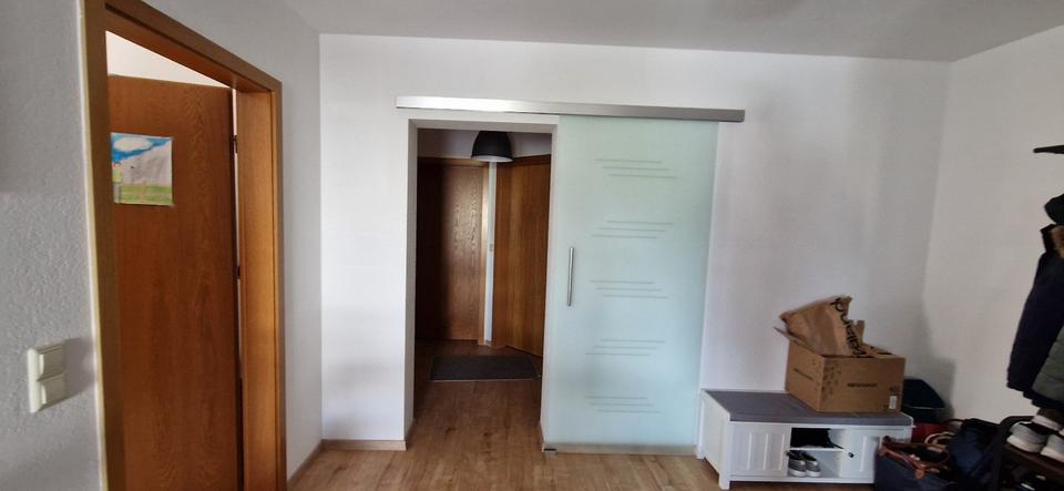 Etagenwohnung Hillscheid - 3 Zimmer, 82 m&sup2;, 700&euro; | Angebot:26679546