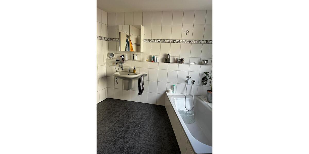 Doppelhaushälfte Bad Breisig - 6 Zimmer, 165 m&sup2;, 499.000&euro; | Angebot:25517730