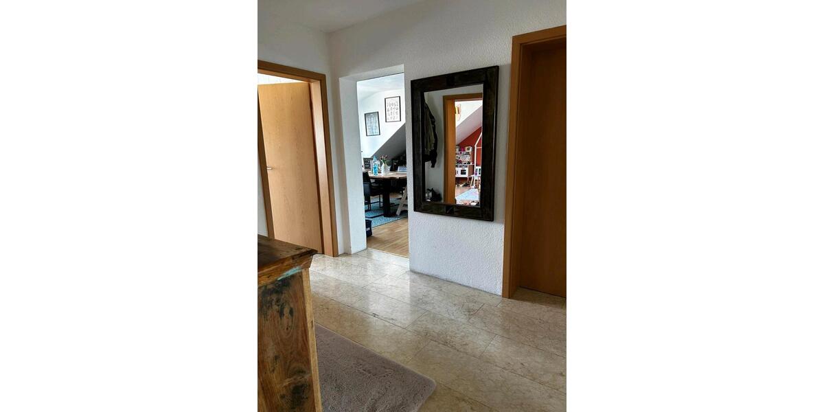 Etagenwohnung Burgbrohl - 3 Zimmer, 95 m&sup2;, 880&euro; | Angebot:26664225