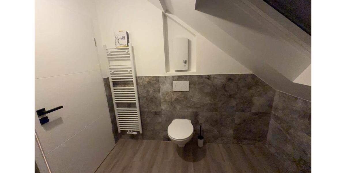 Dachgeschoßwohnung Ransbach-Baumbach Baumbach - 2.5 Zimmer, 90 m&sup2;, 850&euro; | Angebot:25553210