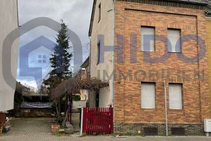 Haus zum Kaufen in Koblenz 245.000 € 139 m² 6 zimmer