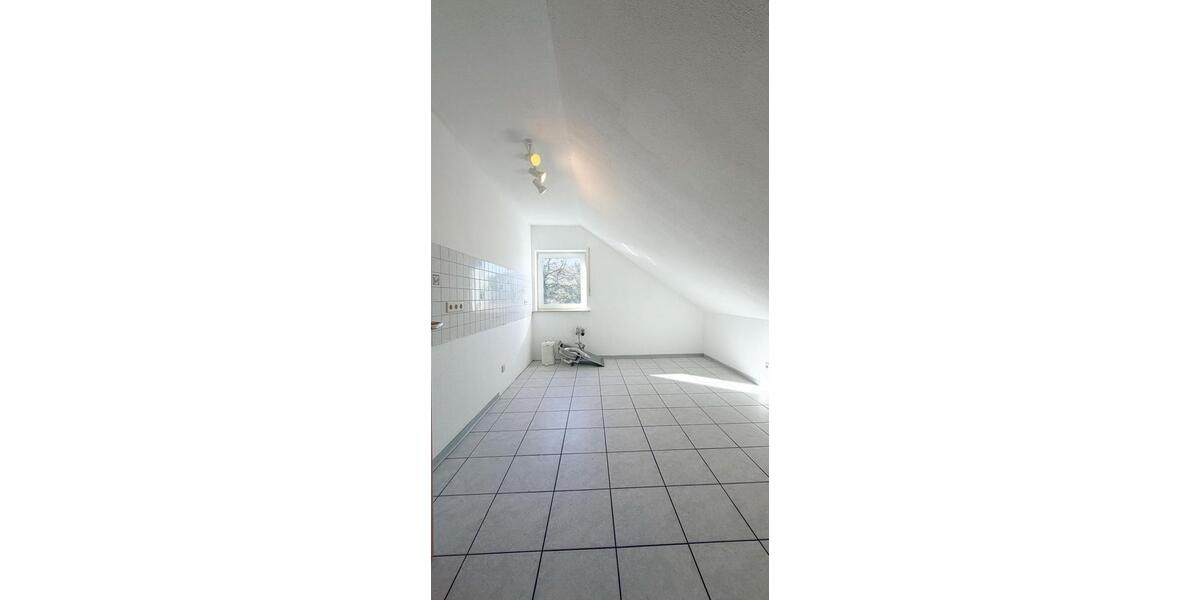Dachgeschoßwohnung Bad Ems - 2 Zimmer, 65 m&sup2;, 600&euro; | Angebot:26424953