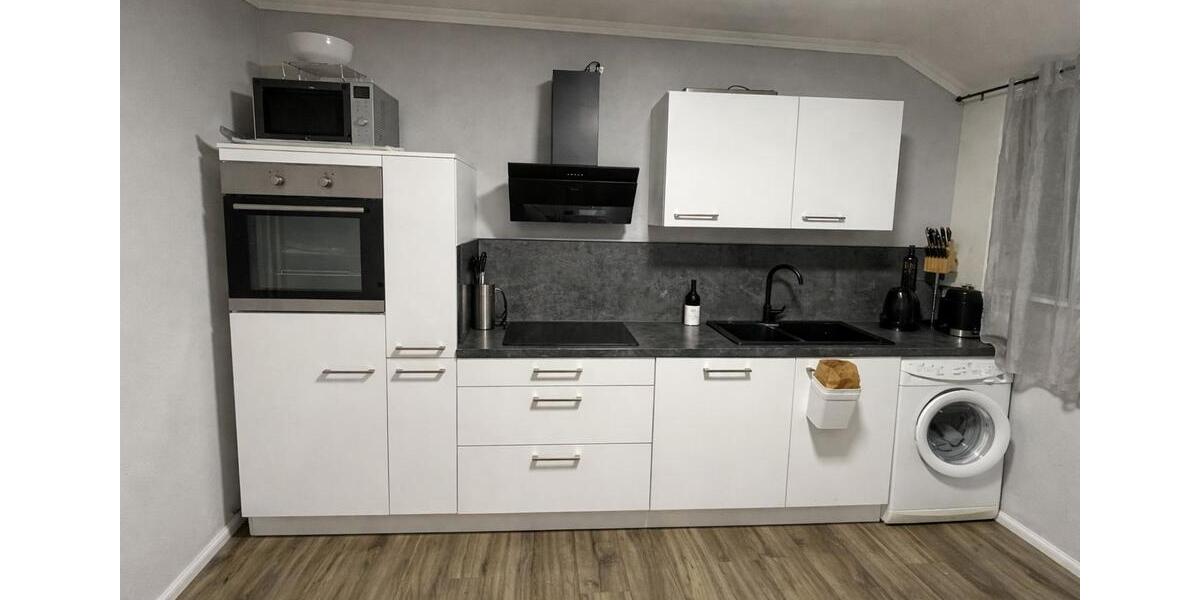 Dachgeschoßwohnung Neuwied Block - 4.5 Zimmer, 80 m&sup2;, 850&euro; | Angebot:24829595