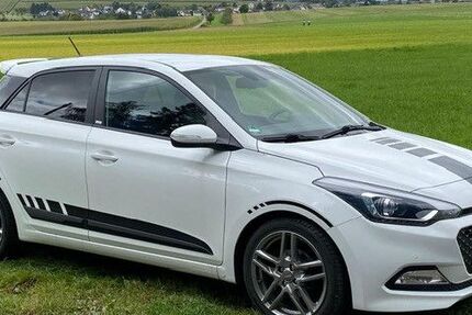 Hyundai i20 68.800 km 8.150 € Nastätten 56355