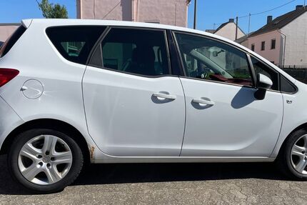 Opel Meriva 255.559 km 2.900 € Kruft 56642