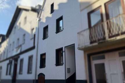 Haus Bad Breisig - 5 Zimmer, 90 m&sup2;, 249.000&euro; | Angebot:25519192