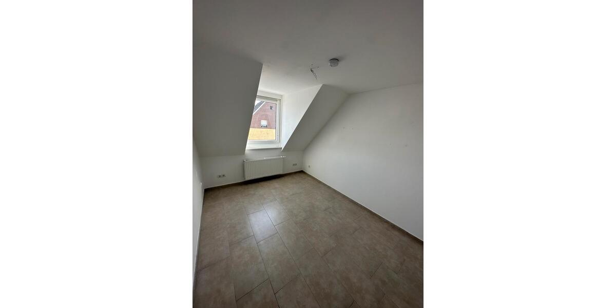 Dachgeschoßwohnung Neuwied Feldkirchen - 3 Zimmer, 69 m&sup2;, 720&euro; | Angebot:26067132