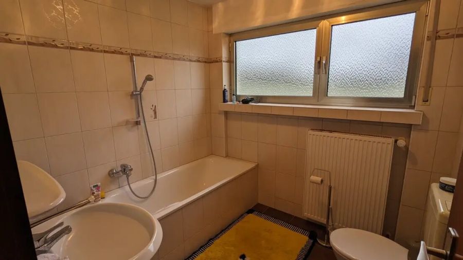 Provisionsfrei* Großes Ein- bis Zweifamilienwohnhaus im Mischgebiet - Zweifamilienhaus Mühlheim-Kärlich Kärlich | Angebot:25795393