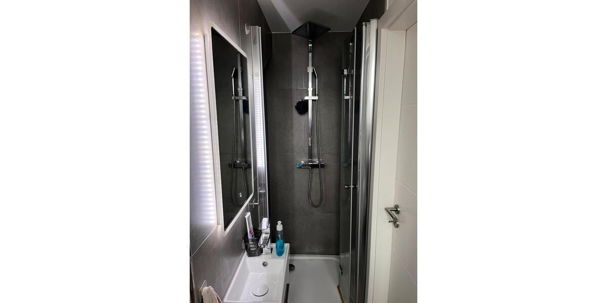 Dachgeschoßwohnung Koblenz Bubenheim - 1 Zimmer, 17 m&sup2;, 700&euro; | Angebot:25570768