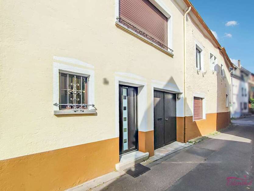 Haus zum Kaufen in Leutesdorf 190.000 € 165 m²