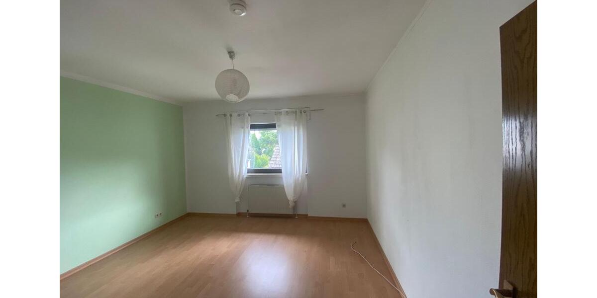 Dachgeschoßwohnung Koblenz Bubenheim - 4 Zimmer, 96 m&sup2;, 900&euro; | Angebot:26522600