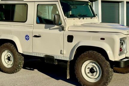 Land Rover Defender 64.790 km 57.850 &euro; Neuwied 56566
