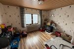 Einfamilienhaus Gückingen - 6 Zimmer, 136 m&sup2;, 330.000&euro; | Angebot:27002023
