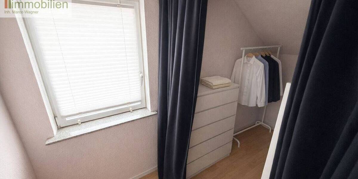 Reihenendhaus Hausen - 5 Zimmer, 240 m&sup2;, 249.000&euro; | Angebot:26863210